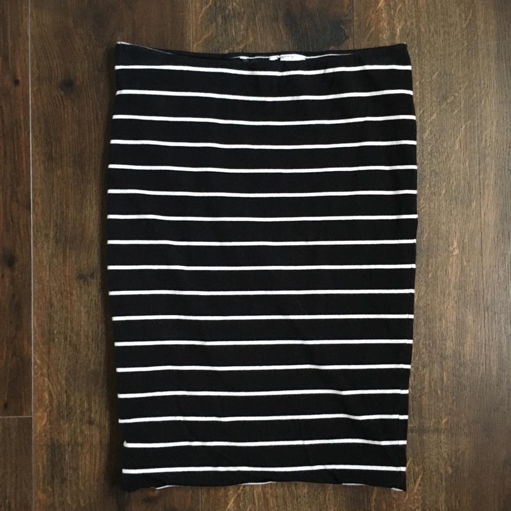 B&W striped skirt